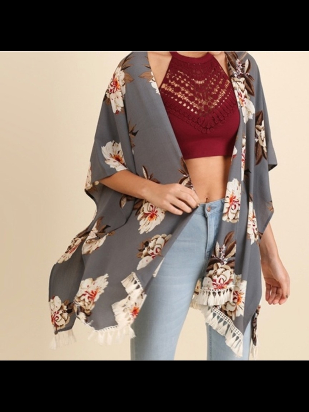 Umgee Grey Floral Kimono with Tassel Trim - Picture 2 of 6